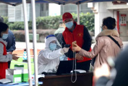 又見“志愿紅” 貼心更暖心——重慶渝北新時代文明實踐志愿者助力疫情防控