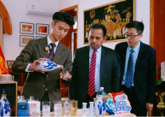 青花汾酒香飄斯里蘭卡駐華大使館 探索茶酒文化魅力